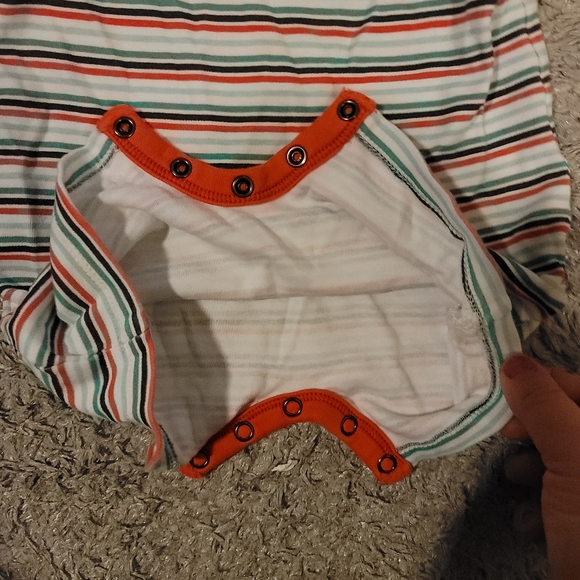 Romper - Picture 2 of 4